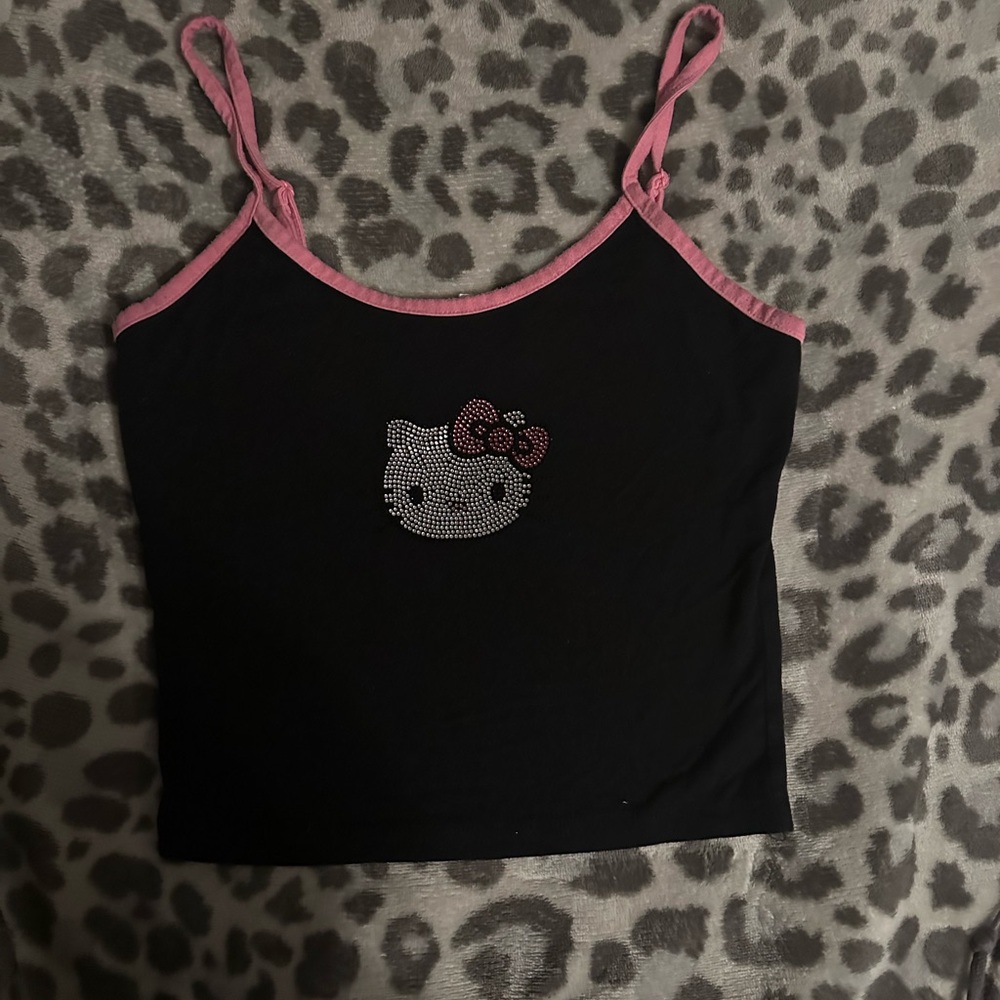 hello kitty tank top crop